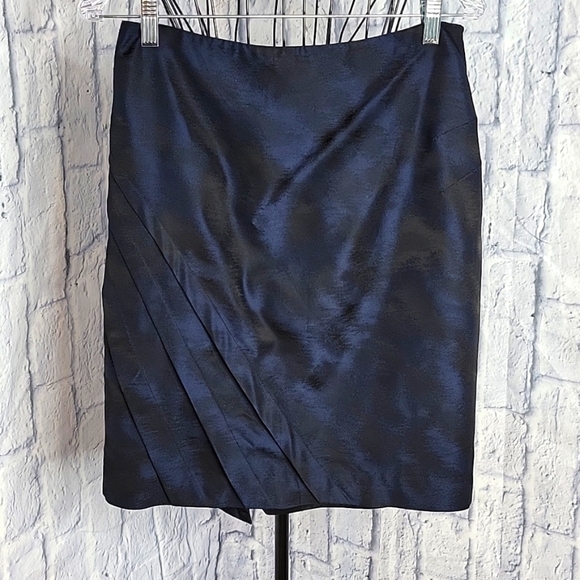 ANN TAYLOR Pleated Blue and Black Skirt 6 - Picture 1 of 9